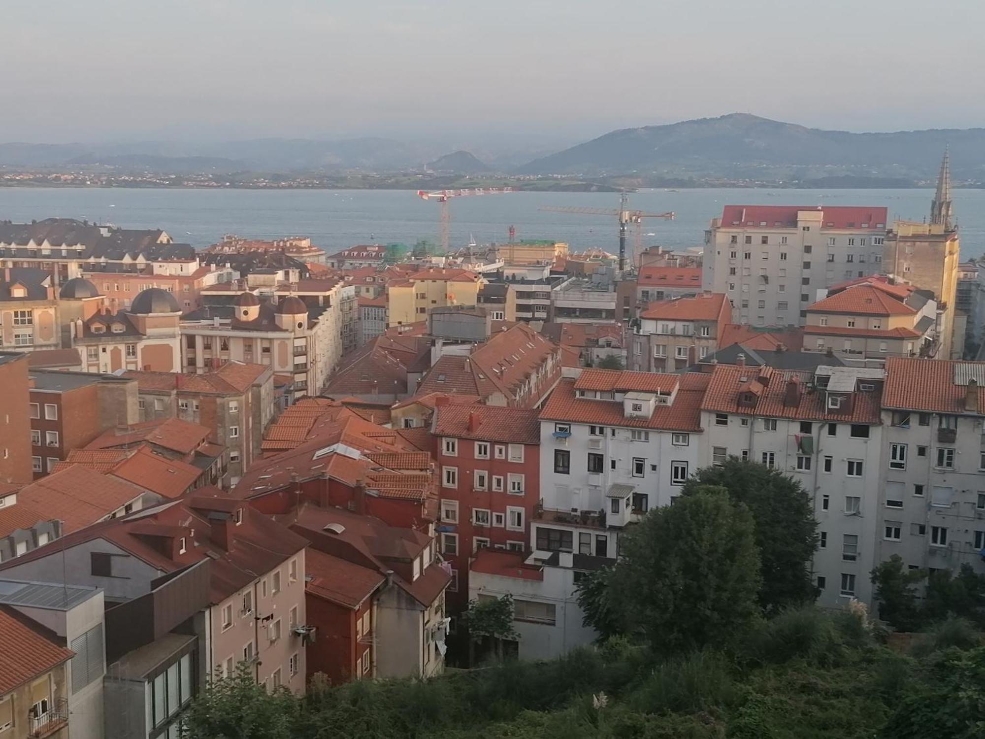 Romantico Apartamento En El Centro Santander Ngoại thất bức ảnh